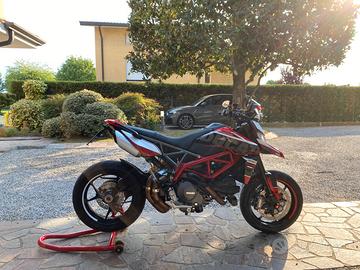 Ducati Hypermotard 950