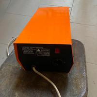 Stabilizzatore di tensione 1000 VA