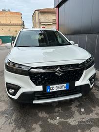 Suzuki s cross ibrida