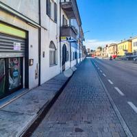 NEGOZIO A PODENZANO