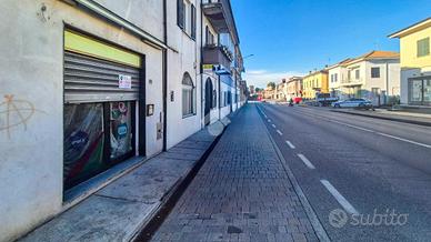 NEGOZIO A PODENZANO