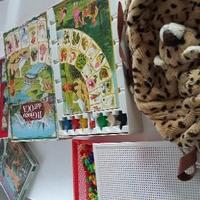 Gioco dell'oca, chiodini, zaino ghepardo