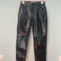 Pantaloni neri in pelle