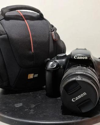 canon 1100d con obiettivo kit 18-55 mm