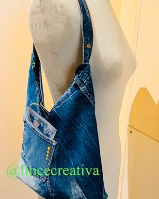 BORSA NUOVA IN JEANS FATTA A MANO. PEZZO UNICO