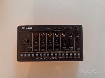 Roland T8 Drum Machine