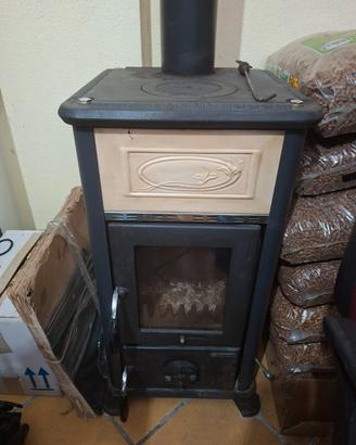 Stufa a legna LA NORDICA -  6,5 KW