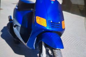 piaggio zip