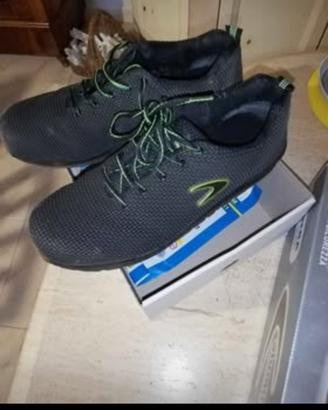 scarpe antinfortunistiche nr. 44