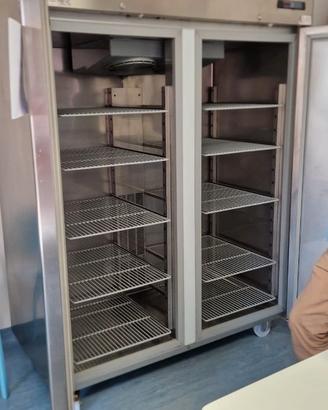 Armadio frigo grande refrigerante frigo e congelat