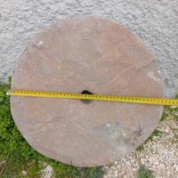 Antica macina in pietra 