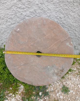 Antica macina in pietra 