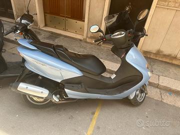 Yamaha majesty 125