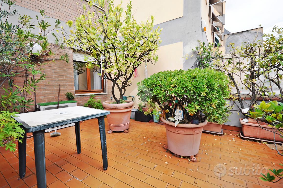 Apartment in Prato, Centro Direzionale - Altro