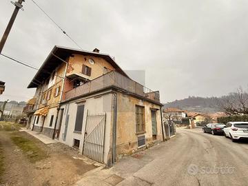 Appartamento a Biella, con Ampio Terrazzo uso inv