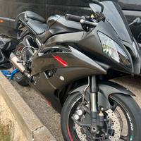 Moto Yamaha R6 2009 — Immatricolata 2022