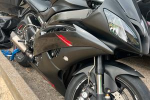 Moto Yamaha R6 2009 — Immatricolata 2022