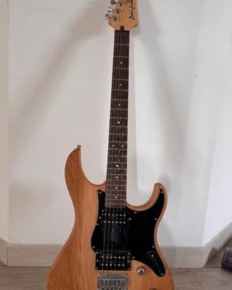 Yamaha Pacifica 120H YNS
