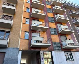 MONOLOCALE A TORINO
