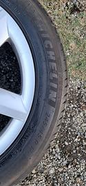 Audi A4 | 4 cerchi completi di gomme