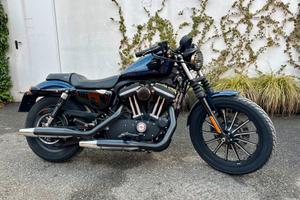 Harley Davidson 883 Iron Sportster
