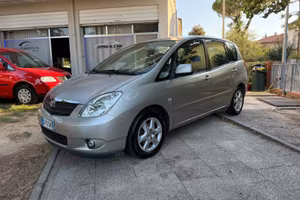 Toyota Corolla Verso 1.8 16V