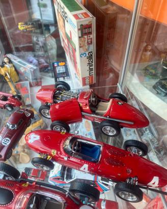 Modellini Ferrari 1/18 CMC