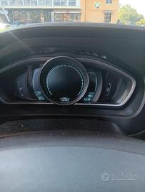 volvo v40 D2
