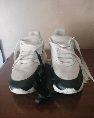 Alexander McQUeen Sneakers basse Donna 