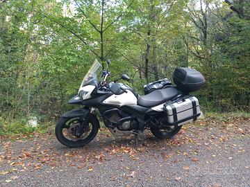 Suzuki V Strom DL 650 - 2012 ABS