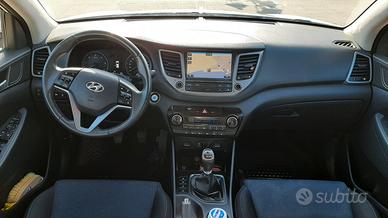 HYUNDAI TUCSON XPOSSILBLE