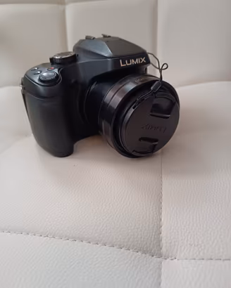 Panasonic Lumix DC-FZ 82