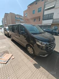 Renault trafic passenger 9 posti