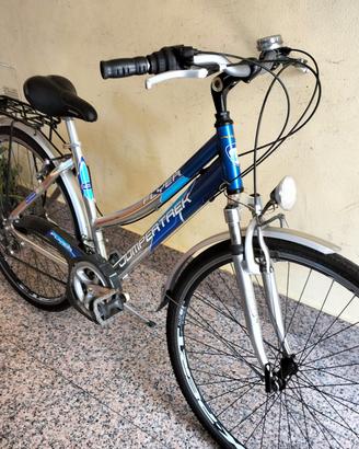 bicicletta in alluminio numero 28