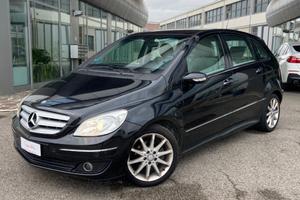 MERCEDES-BENZ B 200 CDI Sport