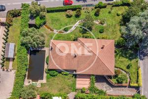Villa di 570 m² con più di 5 locali e box auto a G