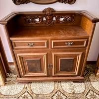 Mobile per telefono con annesso specchio