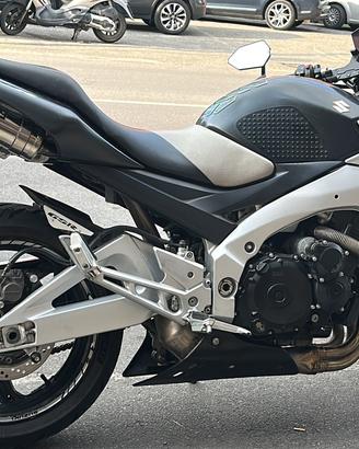 GSR 600 Yoshimura