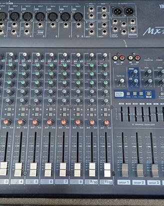 Mixer yamaha 12/4