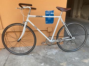 Bicicletta stile Fixed vintage