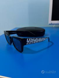 Occhiali da sole DSQUARED2