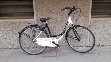 donna ragazza 26 pronta all'uso 