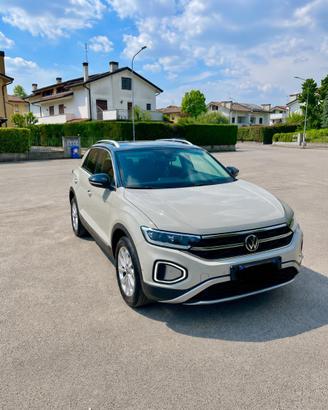 VOLKSWAGEN T-ROC STYLE 1.0 tsi 110 cv 08/ 2023