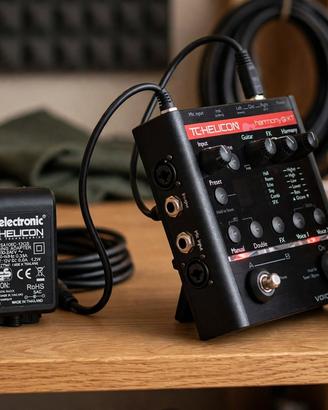 TC-Helicon VoiceTone Harmony-G XT -