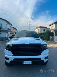 Dodge ram 1500 laramie