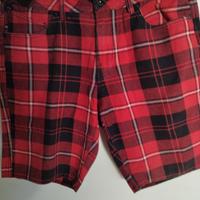 Pantaloncini corti Xs marca Volcom Punk Rockabilly