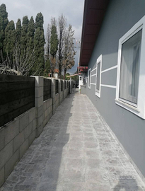 Stanza con bagno privato