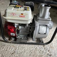 Pompa per tiraggio acqua