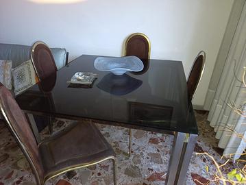 tavolo con sedie