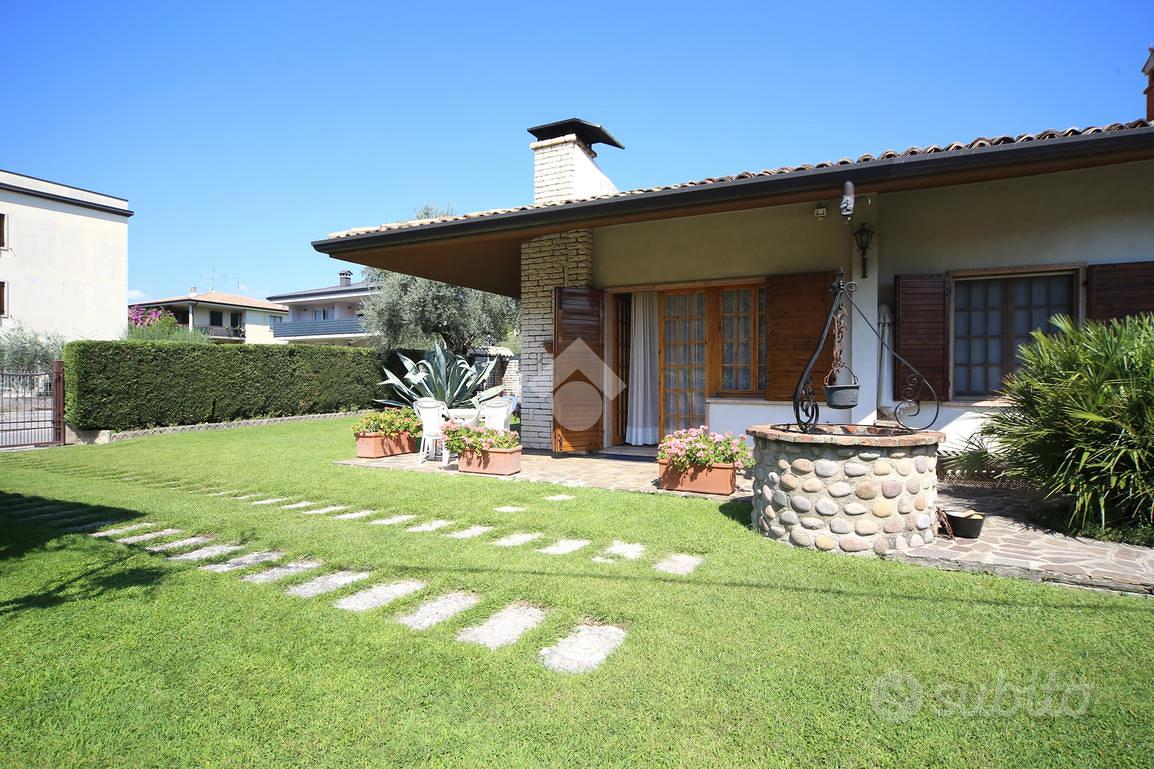 VILLA SINGOLA A GARDA - Vista 4